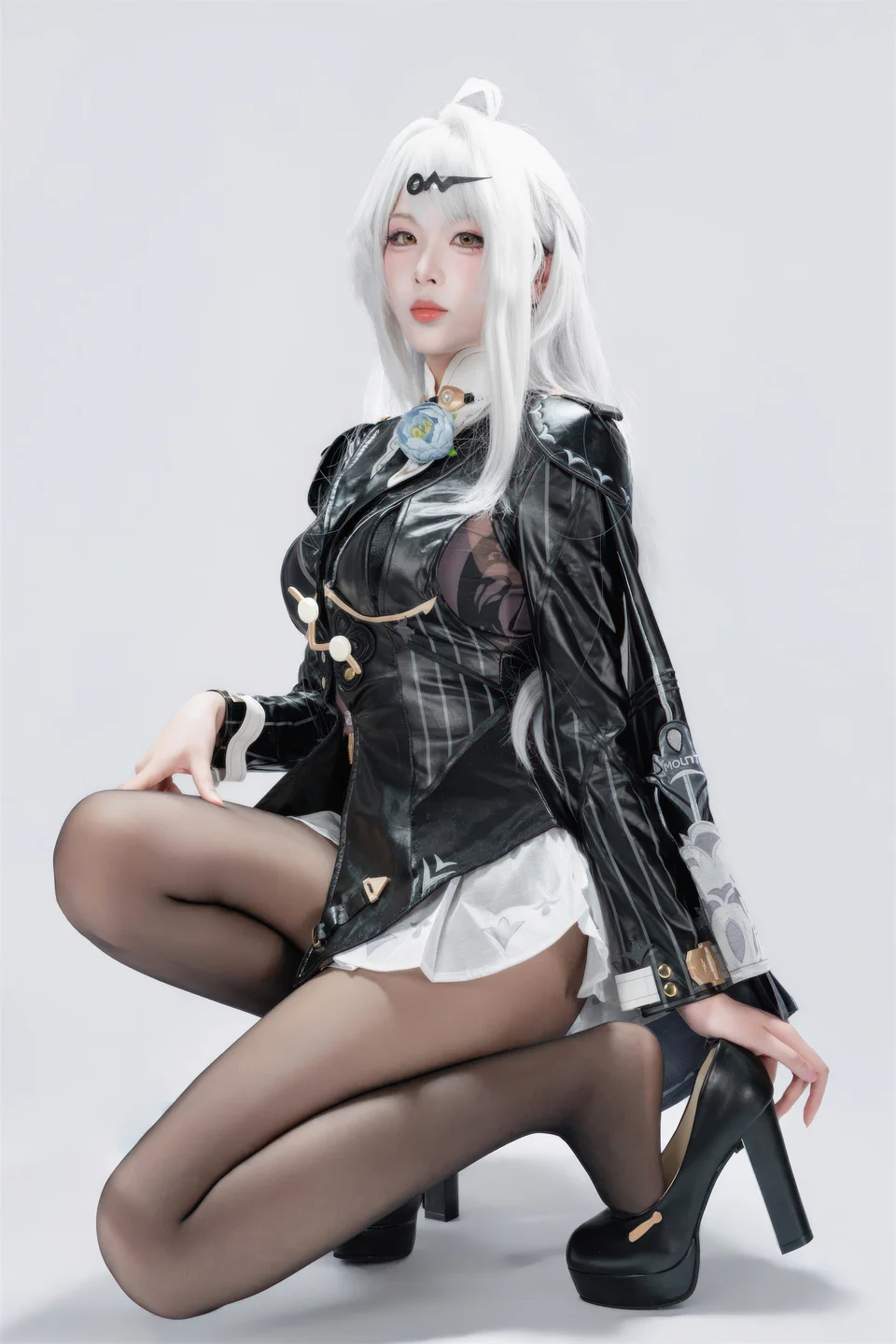 轩萧学姐_No_081_绝区零·仪玄_墨形影踪_100P_378MB tg@simisebaisi 【丝足阁】044.webp